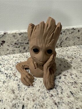 Brown Groot-Inspired Decorative Planter / Vase